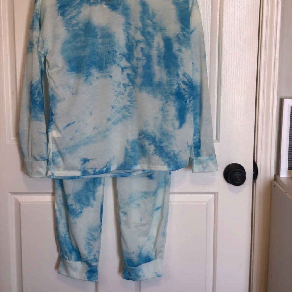 2 piece tie dye sweat set